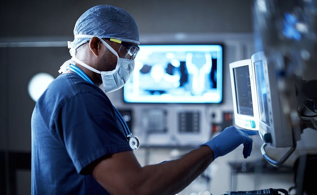 Dr in ICU